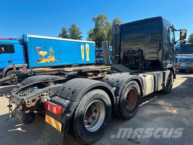 Volvo FM440 وحدات الجر