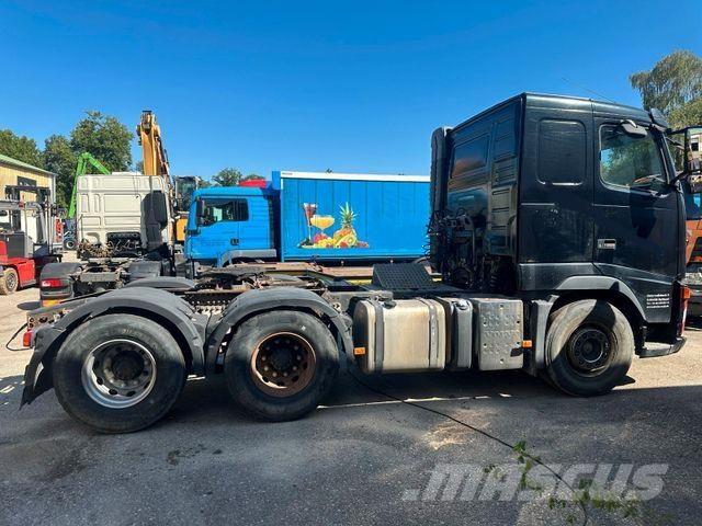 Volvo FM440 وحدات الجر