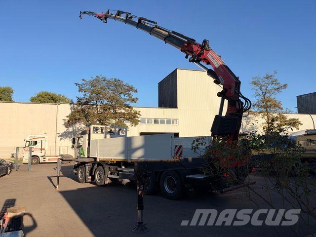 Volvo FMX 460 8x4 BB FASSI F660+Fly-Jib 64 t/m Pritschenwagen/Pritschenwagen mit Seitenklappe