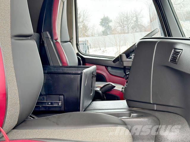 Volvo FMX 460 Kipper * TOPZUSTAND / 8x4 ! شاحنات قلابة