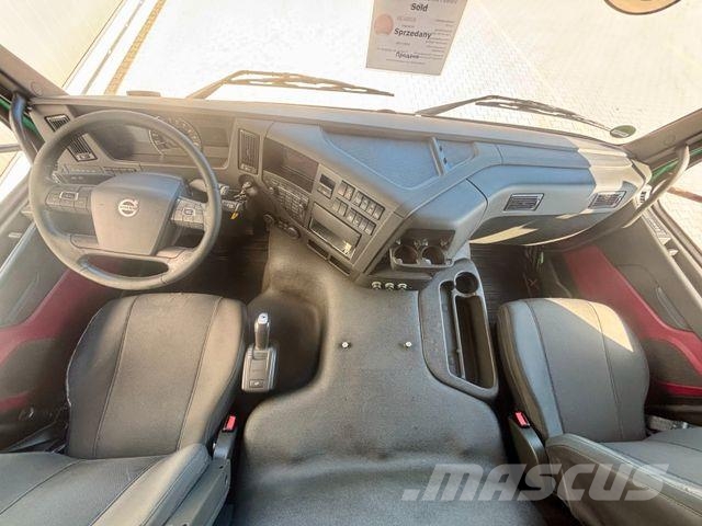 Volvo FMX 500 8x4/Carnehl 17,7m³ | I-Shift*Navi*ALU Savivarčių priekabų vilkikai