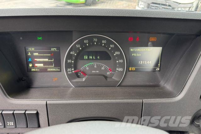 Volvo FMX-540 10x4 Moser Вантажівки з гаковим підйомом