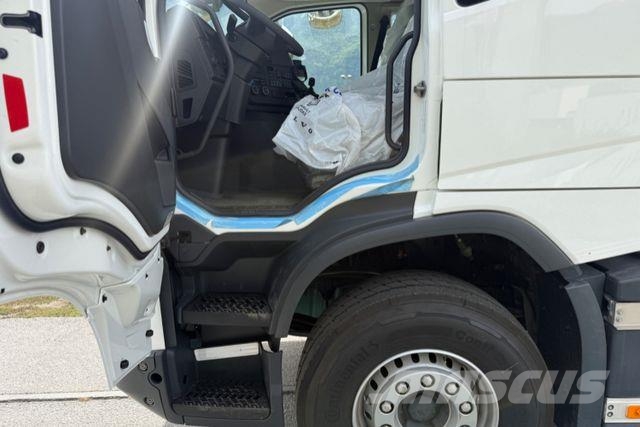 Volvo FMX-540 8x4 Joab 25T Vinçli kamyonlar