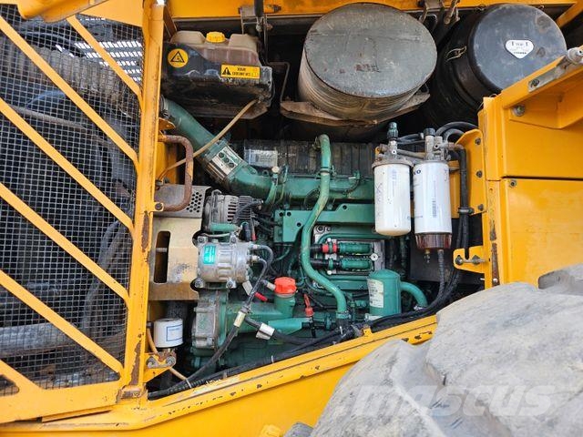 Volvo L 220 F *2009*16.190 h*Waage*Zentralschmierung Wheel loaders