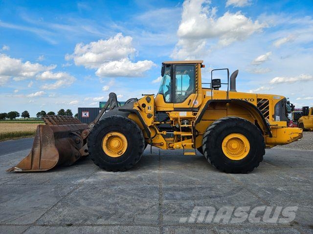 Volvo L 220 F *2009*16.190 h*Waage*Zentralschmierung Wheel loaders