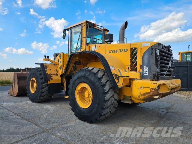 Volvo L 220 F *2009*16.190 h*Waage*Zentralschmierung Wheel loaders
