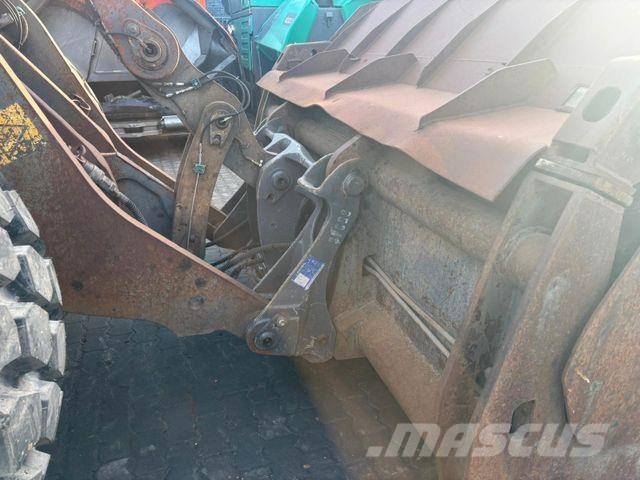Volvo L120 F لوادر بعجل