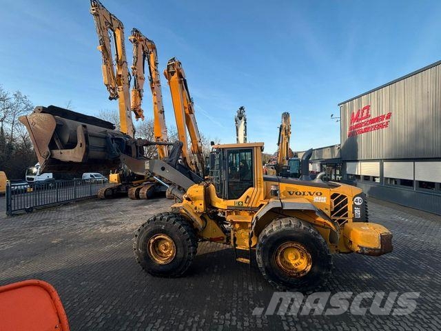 Volvo L120 F لوادر بعجل