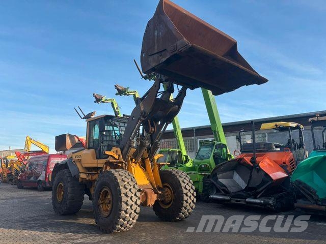 Volvo L120 F لوادر بعجل
