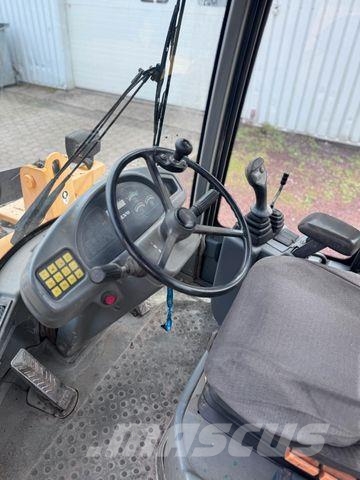 Volvo L30B Pro 4x4 inkl. Schaufel & Gabel Iekrāvēji uz riteņiem