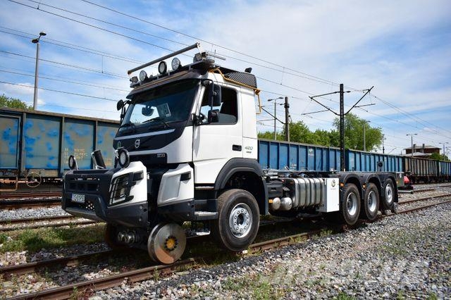 Volvo NEW FMX 8x4 RAIL ROAD SCHIENEN TWO WAY Вантажівки / спеціальні