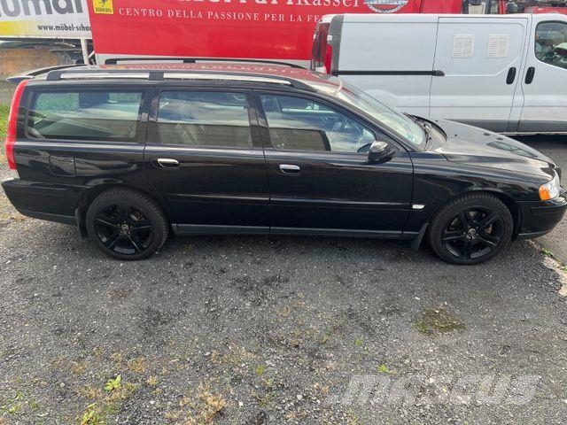 Volvo V70 Kombi 2.4 Kinetic 5 Zylinder für Export Auto's