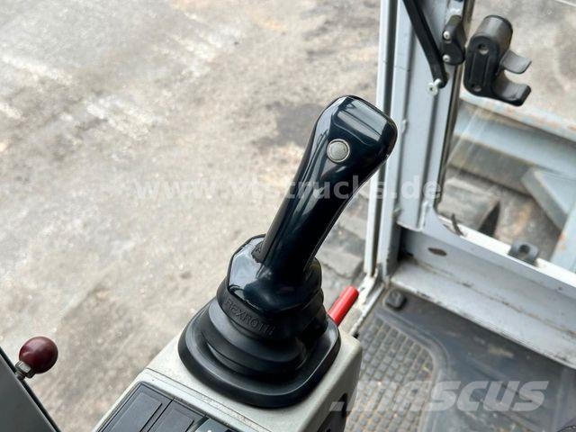 Wacker ET 24 Wechsler + 2 Löffel/18 PS 2016 Mini bagri <7t