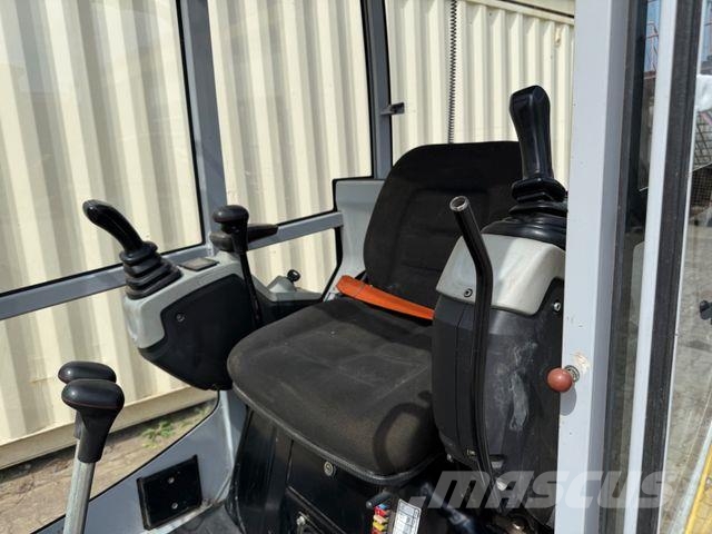 Wacker Neuson ET16 / 2021 BJ / 1.106 H / 3x Löffel Miniekskavaatorid < 7 t