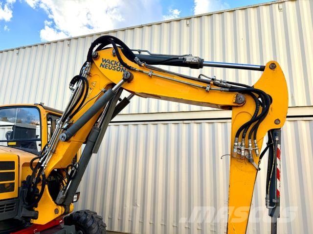 Wacker Neuson EW100 / 2016 BJ / 4.603 H / 3 x Löffel Bagri na kolesih