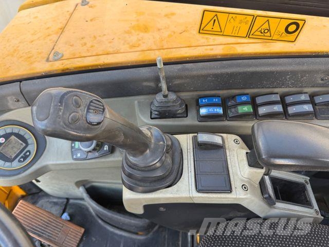 Wacker Neuson EW100 / 2016 BJ / 4.603 H / 3 x Löffel Bagri na kolesih