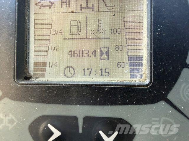 Wacker Neuson EW100 / 2016 BJ / 4.603 H / 3 x Löffel Bagri na kolesih