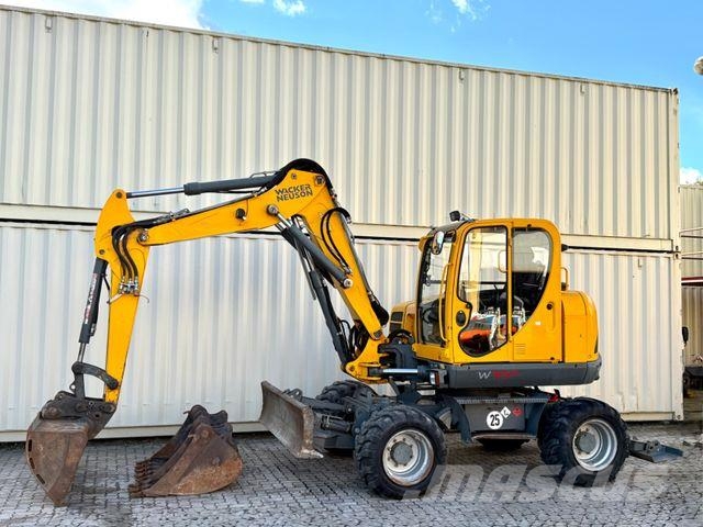 Wacker Neuson EW100 / 2016 BJ / 4.603 H / 3 x Löffel Bagri na kolesih