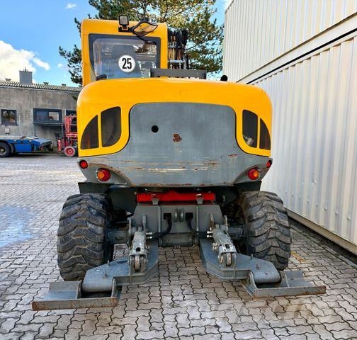 Wacker Neuson EW100 / 2016 BJ / 4.603 H / 3 x Löffel Bagri na kolesih