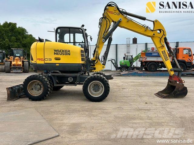 Wacker Neuson9503 EW/SW/4X4X4/Hydr. Verstell. /4800 Std حفارات بعجل