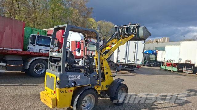 Wacker WL 18/20 org 1650 Std gute Bereifung Top Zustand لوادر ذات جرافات عكسية