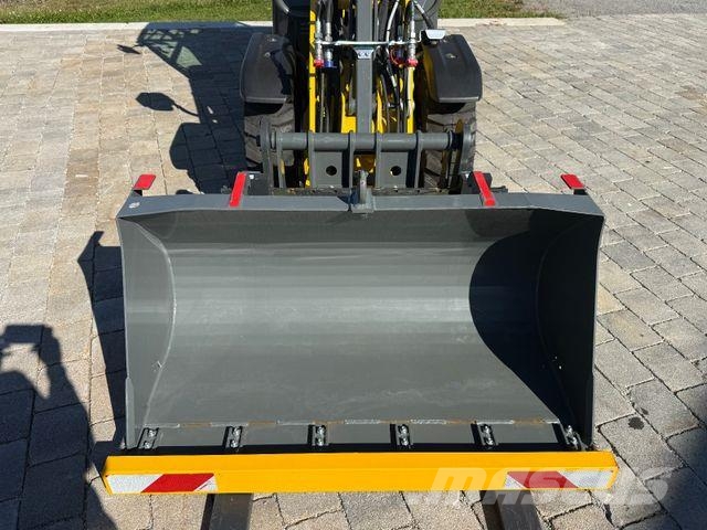 Wacker WL 250 neu Gumikerekes homlokrakodók