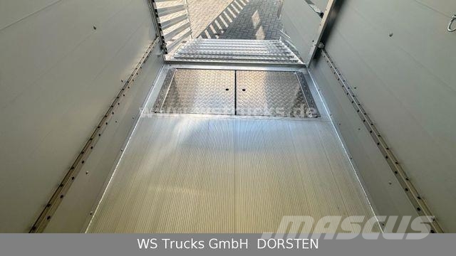 WST Edition Schlacht mit Seilwinde Viehanhänger Remorci transport animale