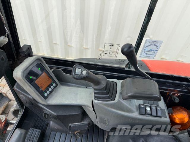 Yanmar SV26 / 2018 BJ / 3.735 H / 3 x Löffel Mini bagri <7t