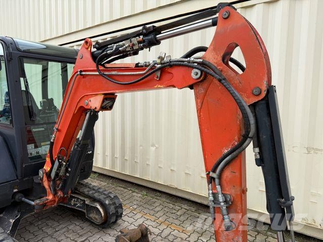 Yanmar SV26 / 2018 BJ / 3.735 H / 3 x Löffel Mini bagri <7t