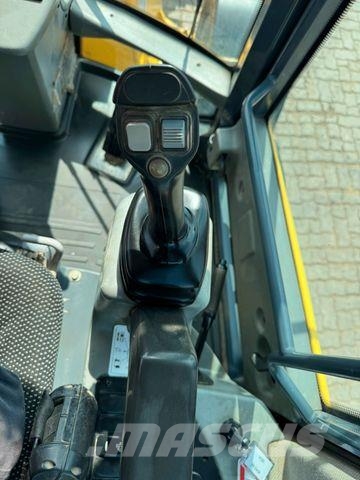 Yanmar V120 Cargadoras sobre ruedas