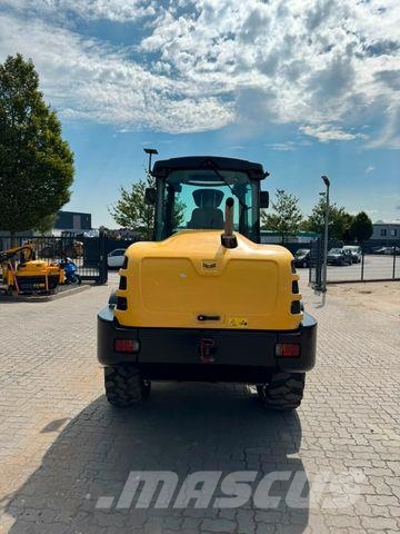 Yanmar V120 Cargadoras sobre ruedas