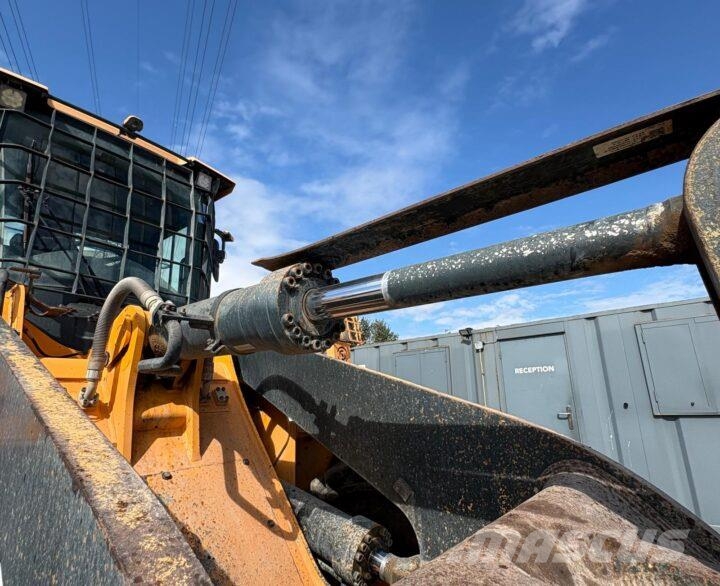 Hyundai HL960AHDXT لوادر بعجل