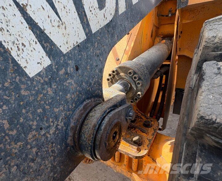 Hyundai HL960AHDXT لوادر بعجل