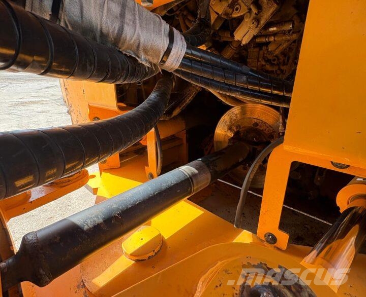 Hyundai HL960AHDXT لوادر بعجل