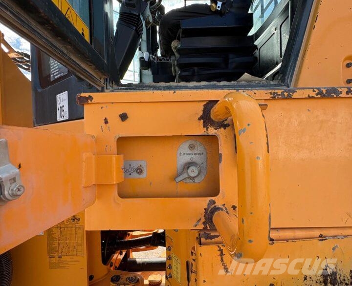 Hyundai HL960AHDXT لوادر بعجل
