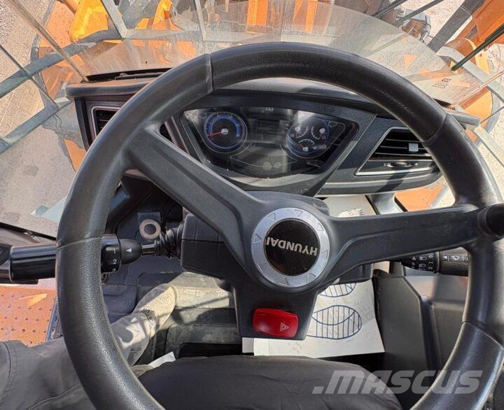 Hyundai HL960AHDXT لوادر بعجل