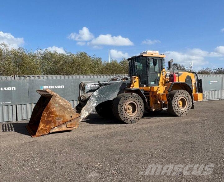 Hyundai HL960AHDXT Iekrāvēji uz riteņiem
