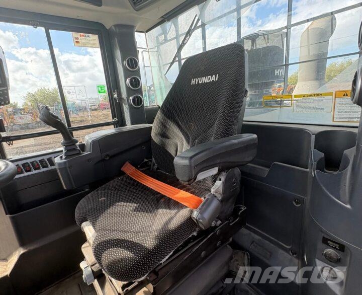 Hyundai HL960AHDXT Iekrāvēji uz riteņiem