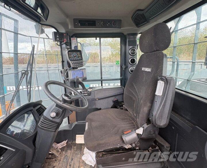 Hyundai HL960AHDXT 輪胎式裝載機
