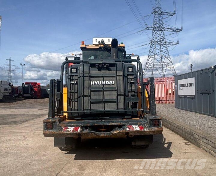 Hyundai HL960HDXT لوادر بعجل