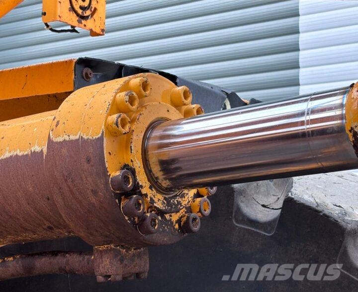 Hyundai HL970 لوادر بعجل