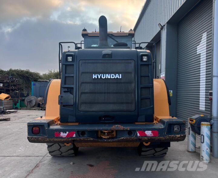Hyundai HL970 لوادر بعجل