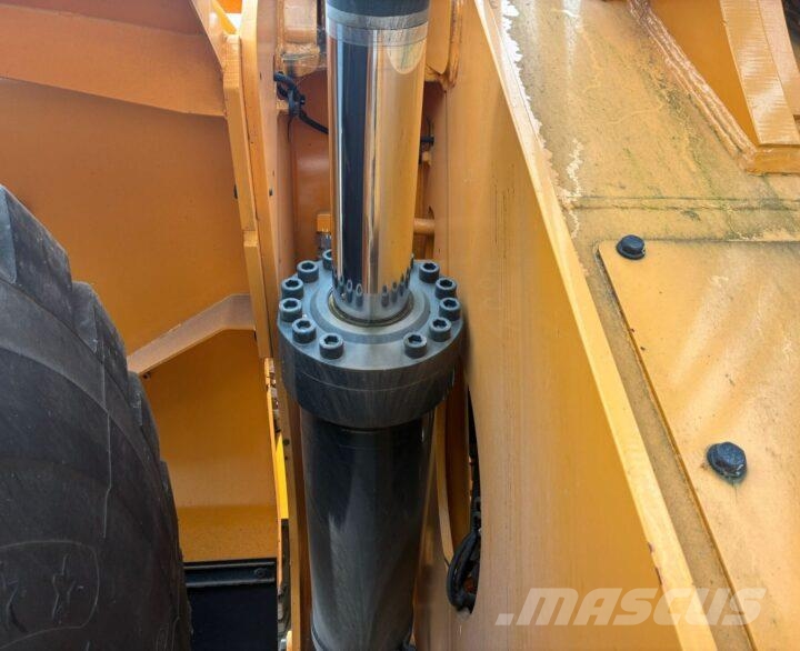 Hyundai HL980A لوادر بعجل