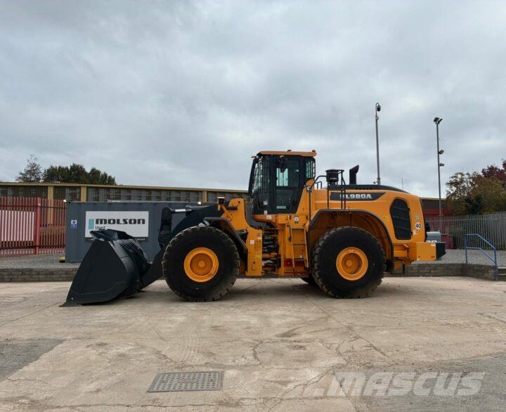 Hyundai HL980A لوادر بعجل