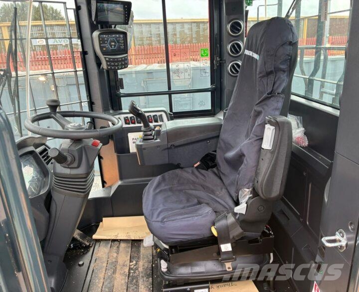 Hyundai HL980A لوادر بعجل