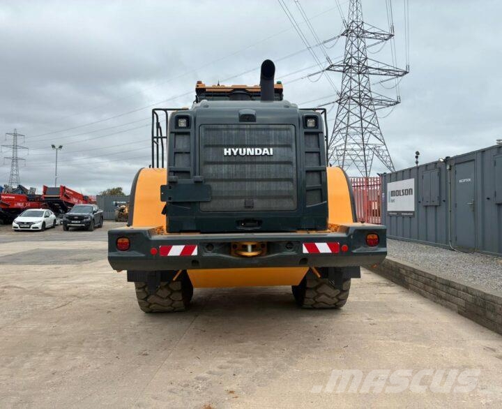 Hyundai HL980A لوادر بعجل