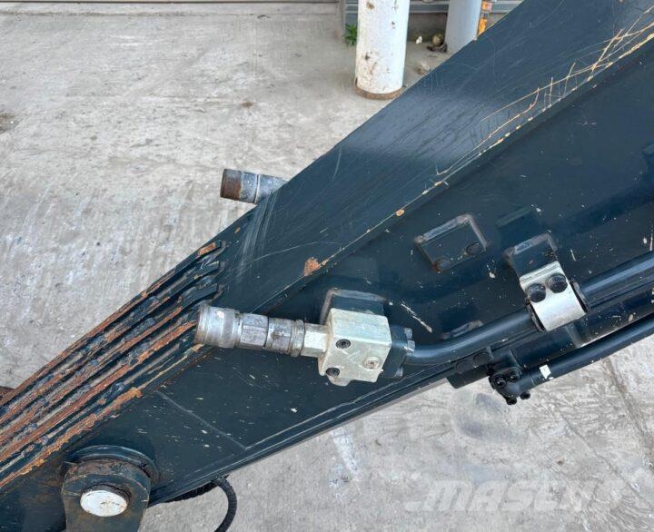 Hyundai HX140L Excavadoras sobre orugas