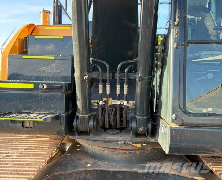 Hyundai HX140L Rupsgraafmachines
