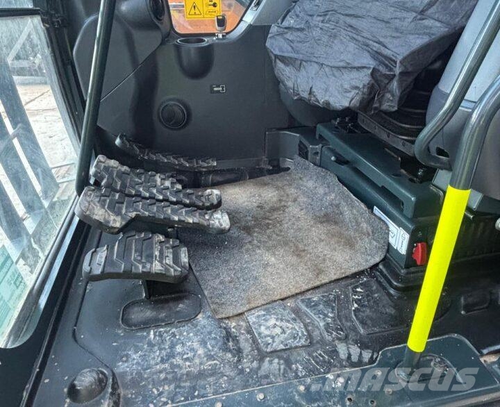Hyundai HX145LCR Gravemaskiner på larvebånd