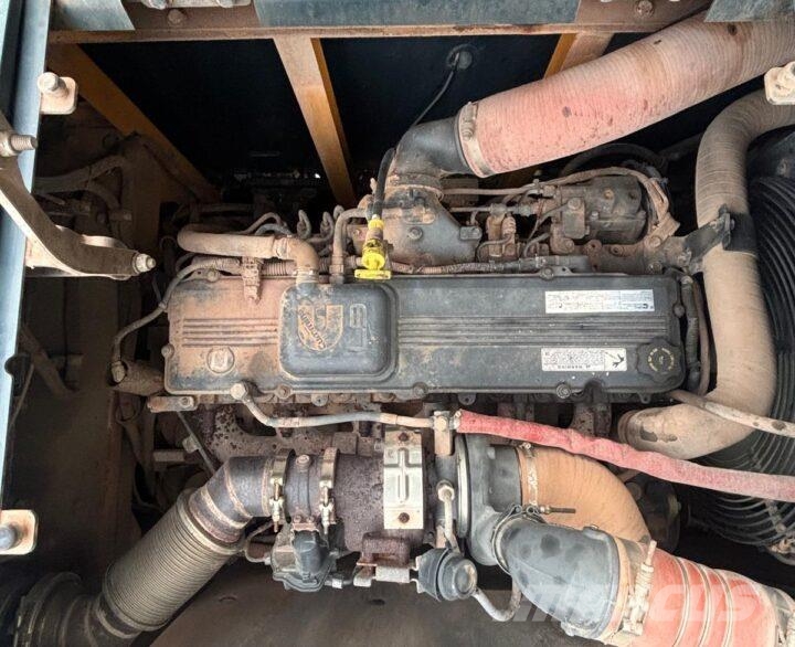 Hyundai HX380AL حفارات زحافة